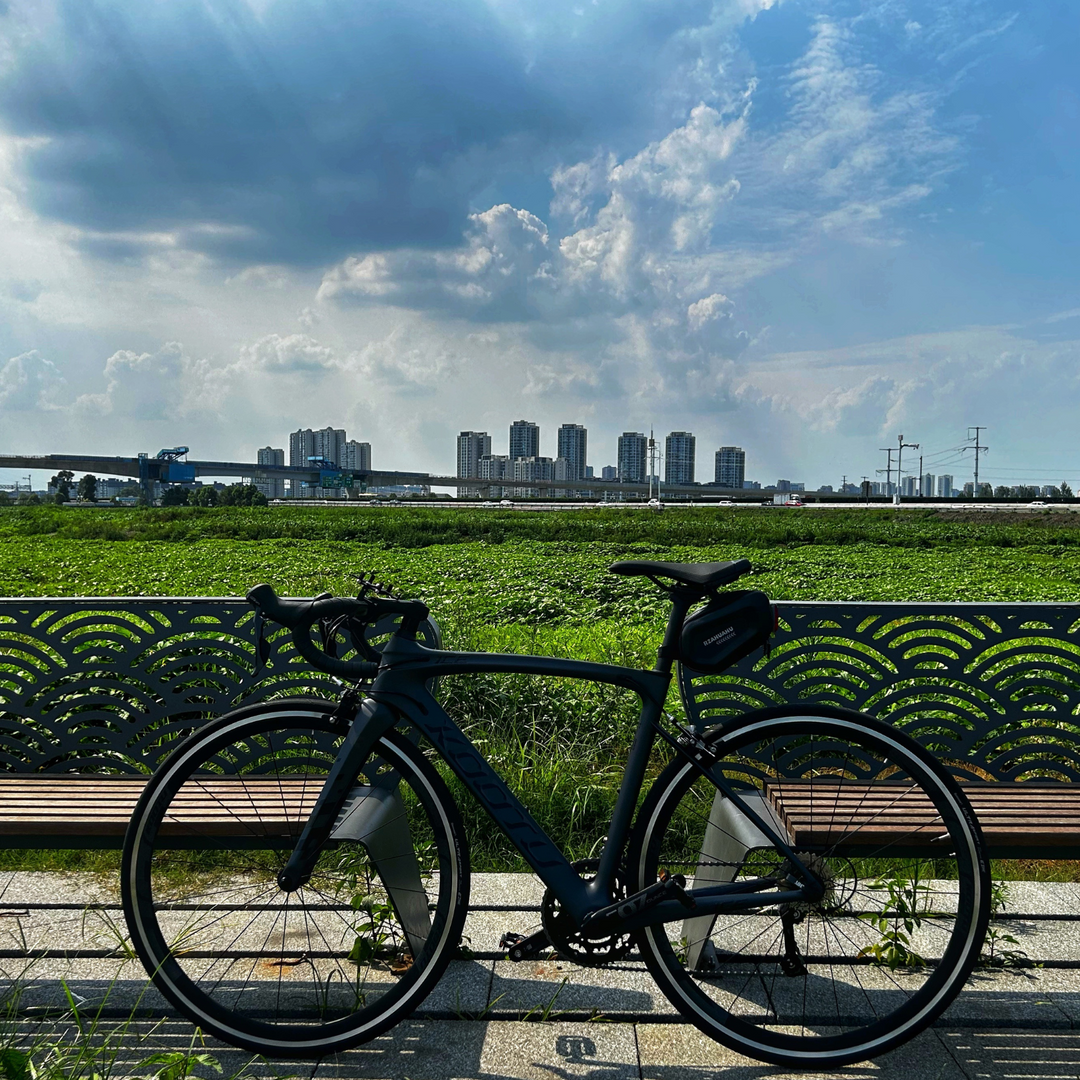 KOOTU V5-105 Carbon Road Bike