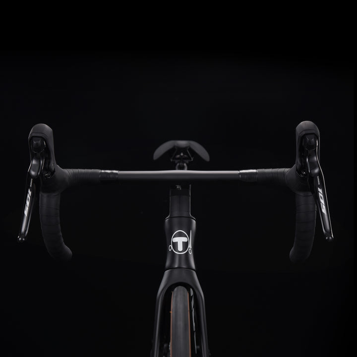 Integrated carbon fiber handlebar