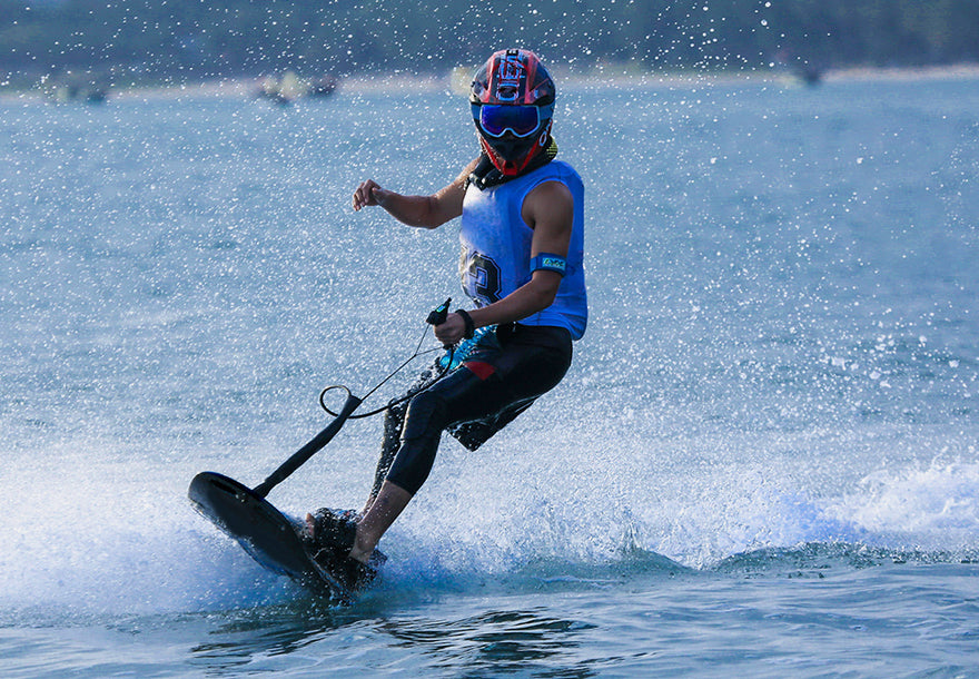 kootu冲浪板2.jpg__PID:3eb99671-b3ea-4565-9665-dab5a223c6d1