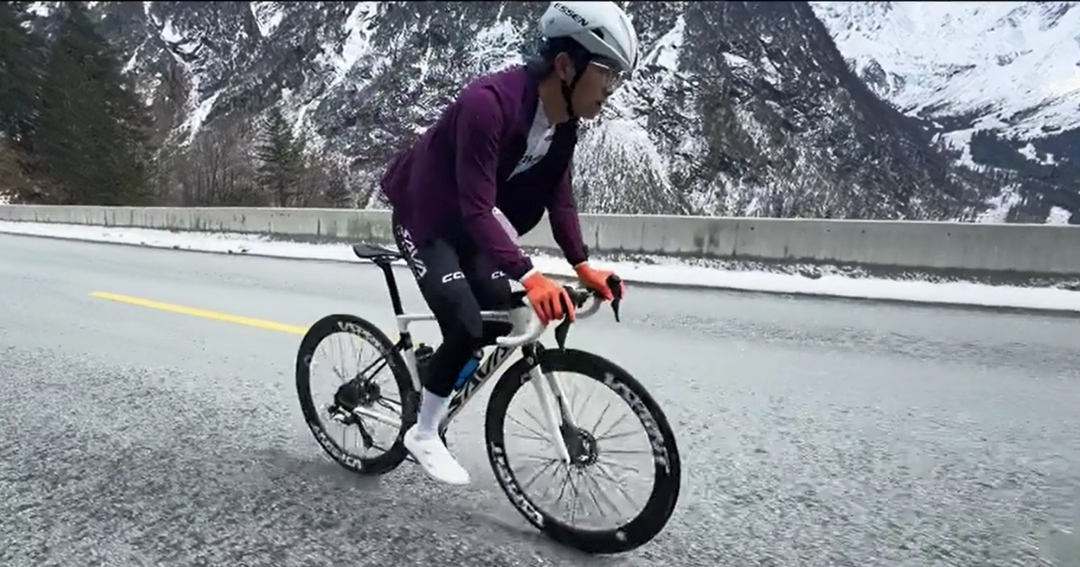 High-Altitude Cycling