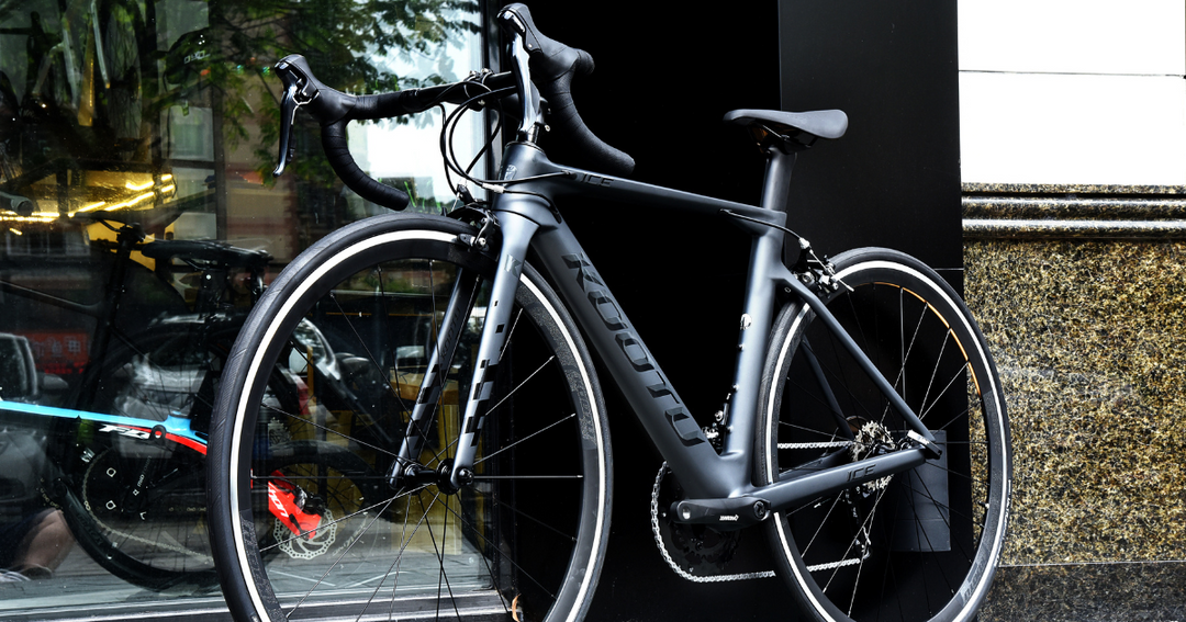 Why Don’t Most Road Bike Riders Go Tubeless?