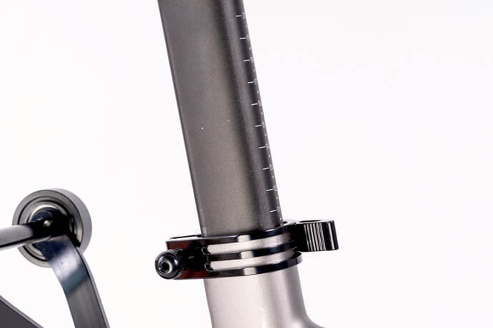 Adjustable seatpost-kootu bike